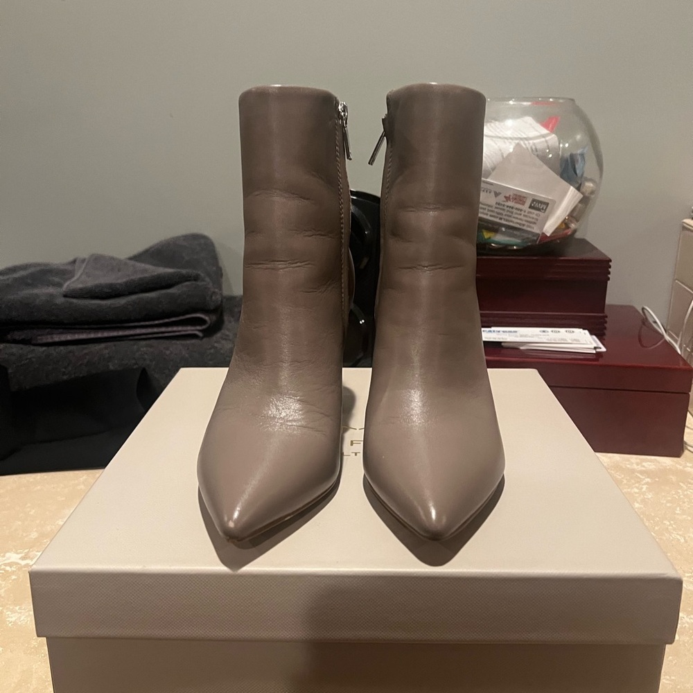 Marc fisher LTD boots